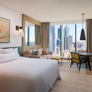 Club King Room City View